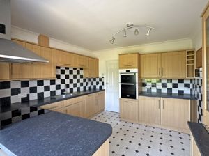 Photo 14- click for photo gallery